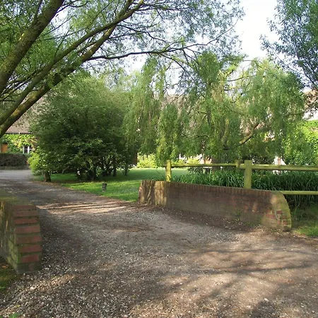 With Swimming Pool In Quend, Cleaning Included